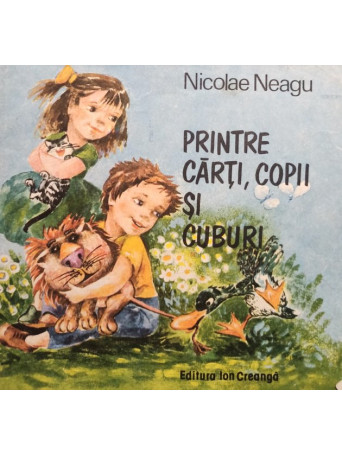 Printre carti, copii si cuburi