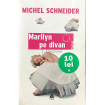 Marilyn pe divan