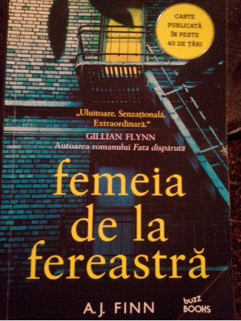 Femeia de la fereastra