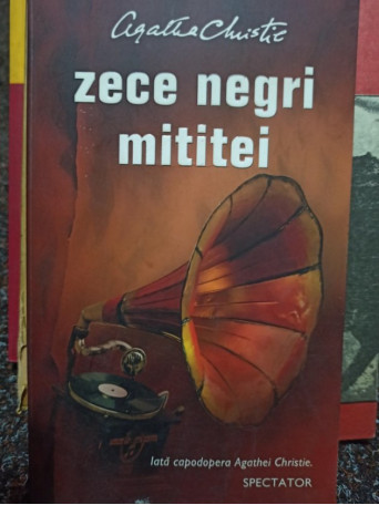 Zece negri mititei