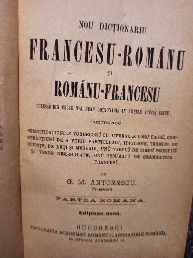 Nou dictionariu francesu - romanu si romanu - francesu