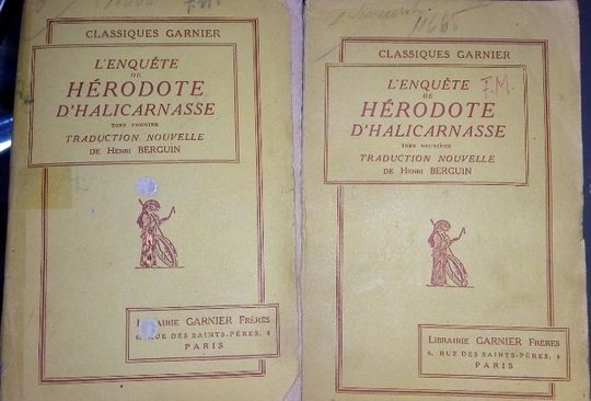 Istorii. In limba franceza, 2 vol.