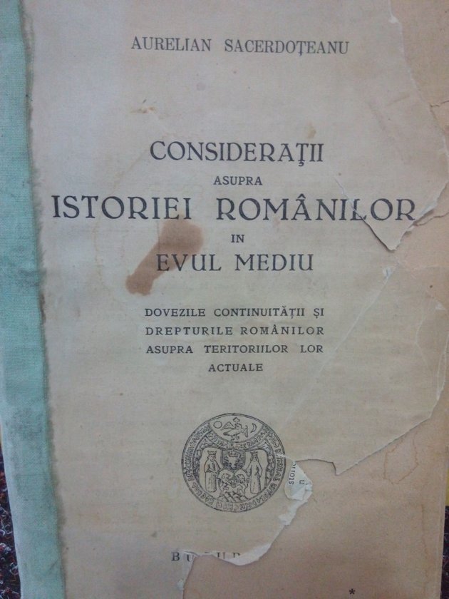 Consideratii asupra istoriei romanilor in evul mediu
